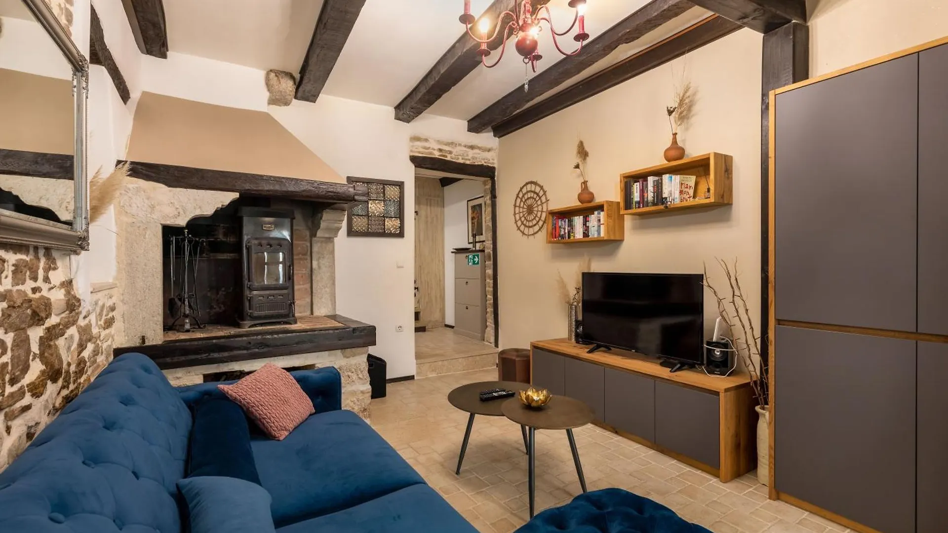 Holiday House 4 Season With Jacuzzi, Sauna And Bbq Pazin