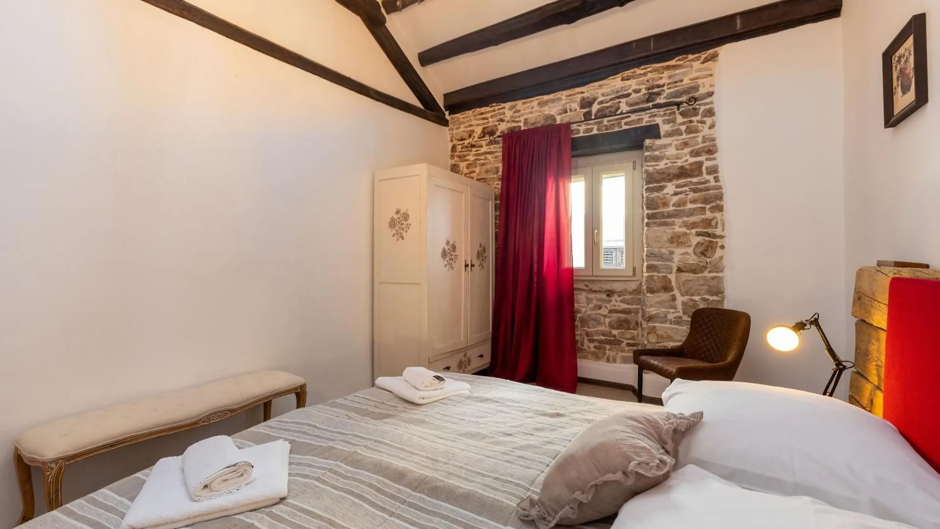 Holiday House 4 Season With Jacuzzi, Sauna And Bbq Pazin Holiday home