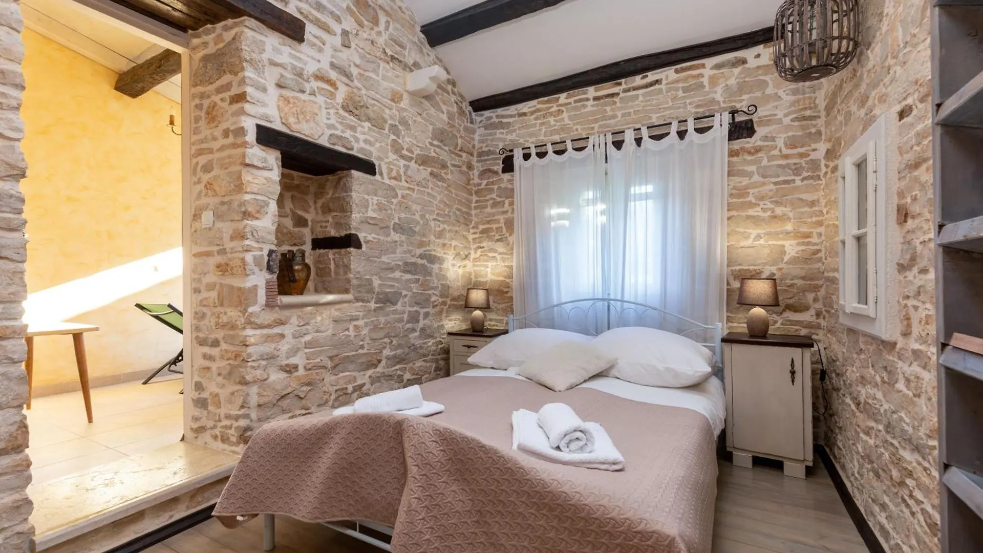 Holiday House 4 Season With Jacuzzi, Sauna And Bbq Pazin Croatia